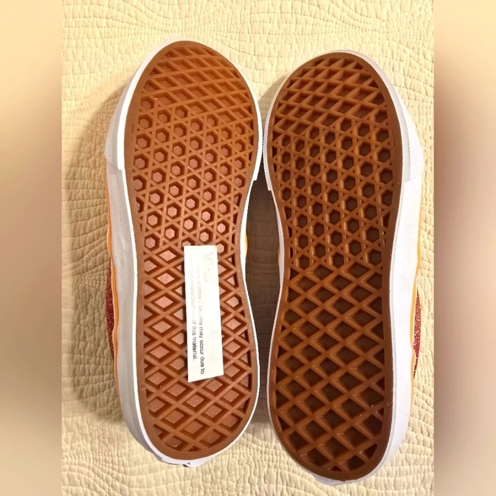 NWT Vans Girls Glitter Classic Slip-On Sneakers